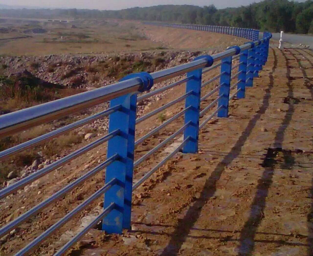 湖南不锈钢复合管景观护栏 304碳素钢复合管护栏厂家现货